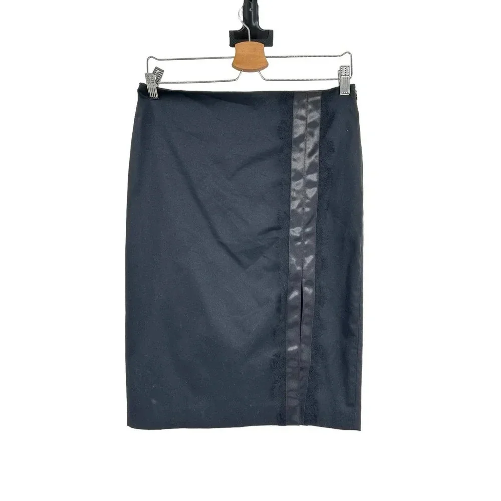 Wolford Black Pencil Skirt Front Slit Satin and Lace Stripe Trim Size US 6‎